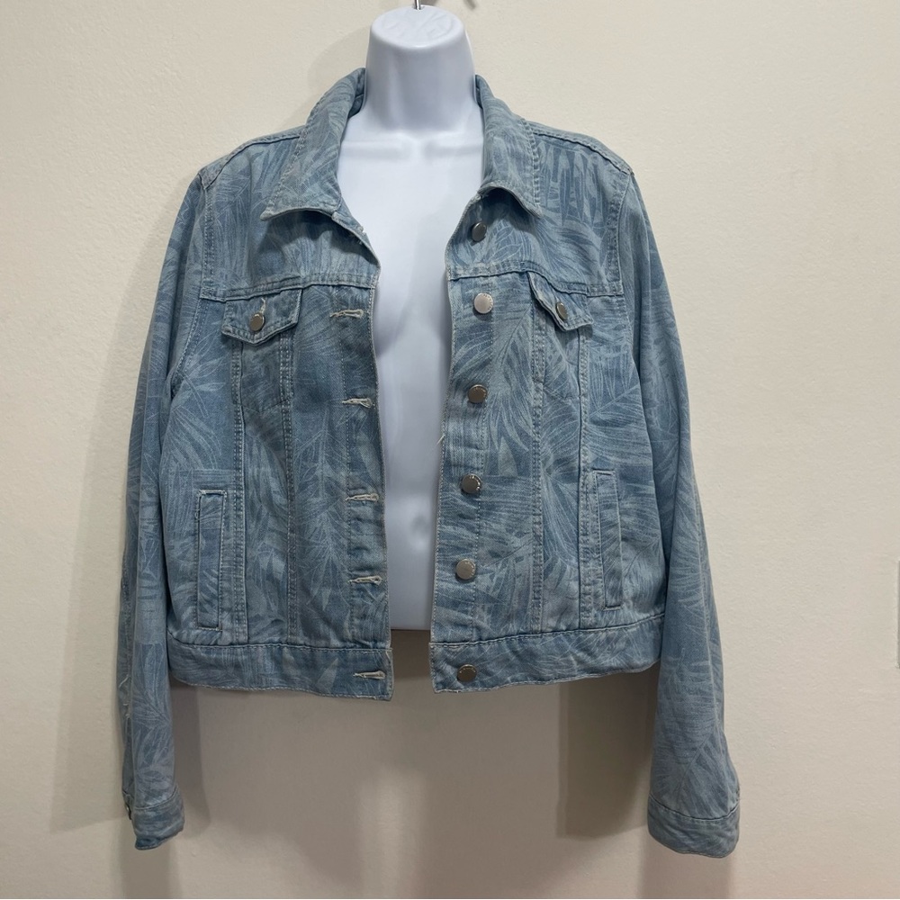 Ashley Vintage Charm’s blue Jean Jacket S: XL